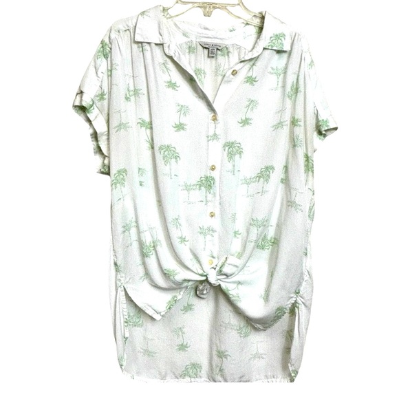 Lucky Brand Palm Tree Women’s Camp Button-Up Shirt Size Medium - Picture 3 of 8